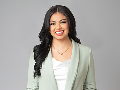 Mayra Andrade-Mendoza, Mortgage Loan Officer: Specializing in Home Loans | Ent Credit Union